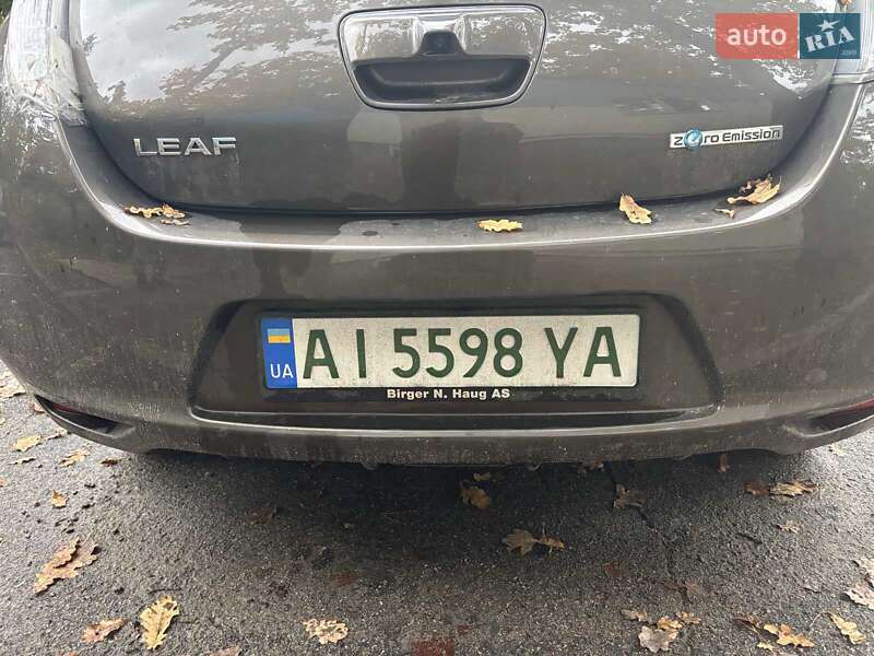 Хэтчбек Nissan Leaf 2017 в Киеве