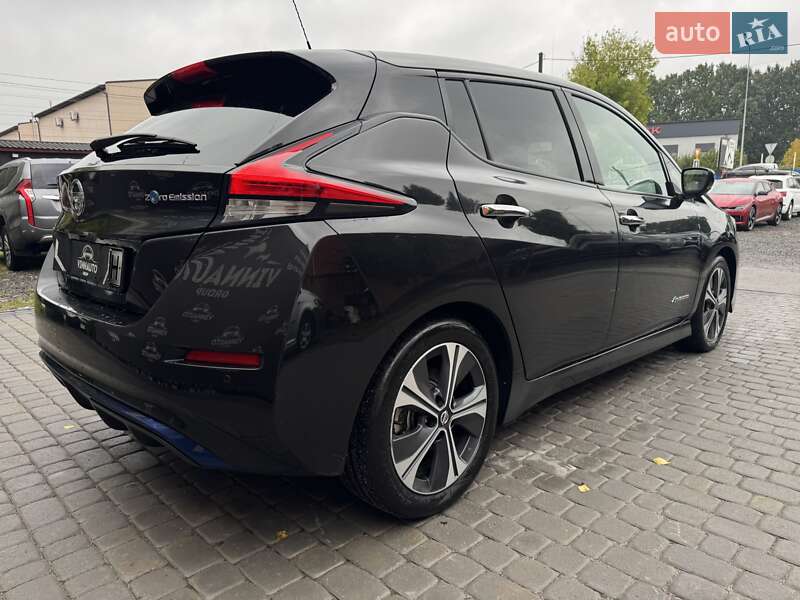 Хетчбек Nissan Leaf 2018 в Вінниці фото 18 Хетчбек Nissan Leaf 2018 в Вінниці