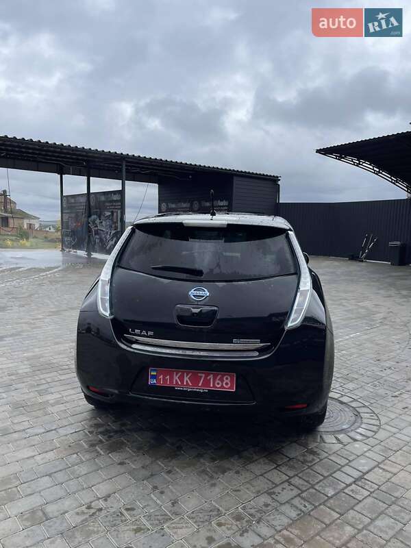 Хетчбек Nissan Leaf 2014 в Звенигородці фото 14 Хетчбек Nissan Leaf 2014 в Звенигородці