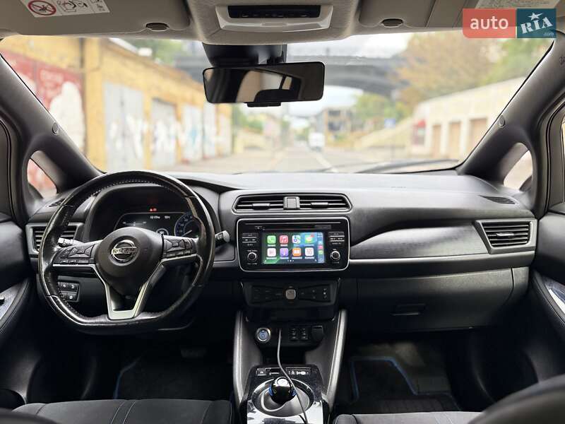Хэтчбек Nissan Leaf 2018 в Одессе