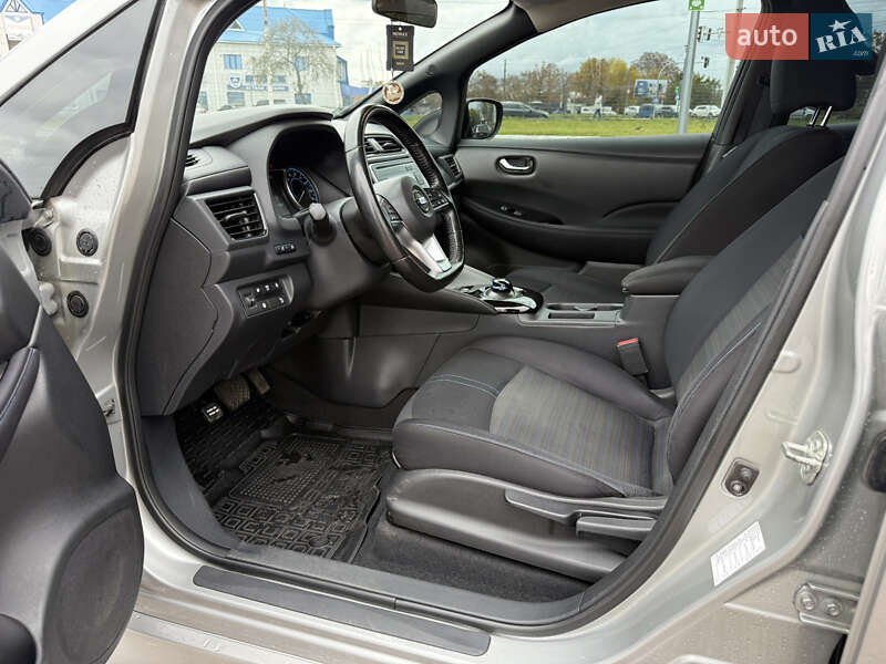 Хэтчбек Nissan Leaf 2019 в Житомире