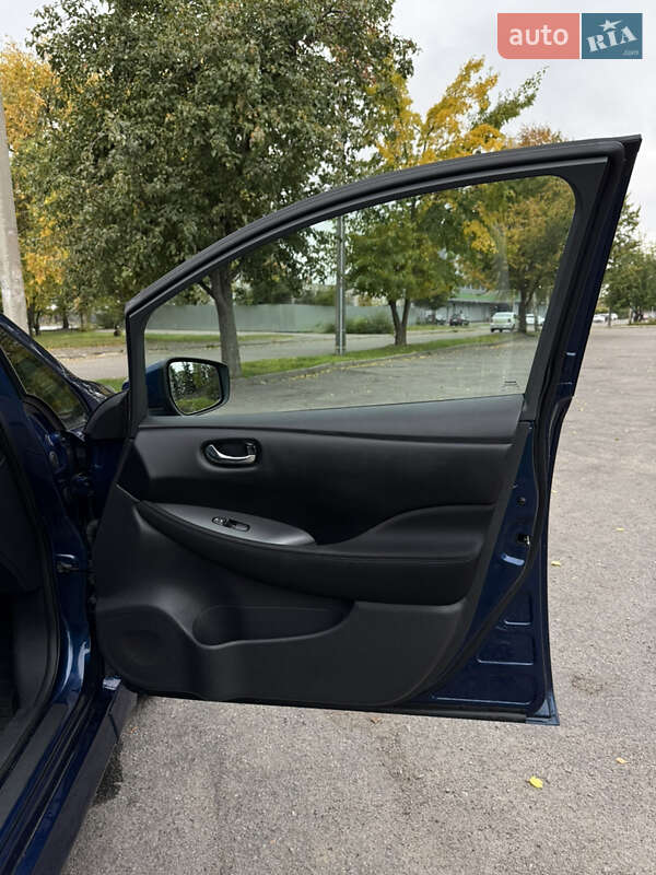 Хэтчбек Nissan Leaf 2018 в Кременчуге фото 25 Хэтчбек Nissan Leaf 2018 в Кременчуге