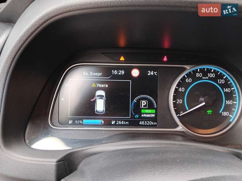 Хетчбек Nissan Leaf 2023 в Дніпрі фото 8 Хетчбек Nissan Leaf 2023 в Дніпрі