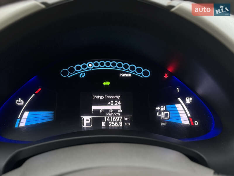 Хетчбек Nissan Leaf 2013 в Вінниці