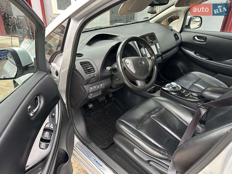 Хетчбек Nissan Leaf 2015 в Сокалі фото 17 Хетчбек Nissan Leaf 2015 в Сокалі