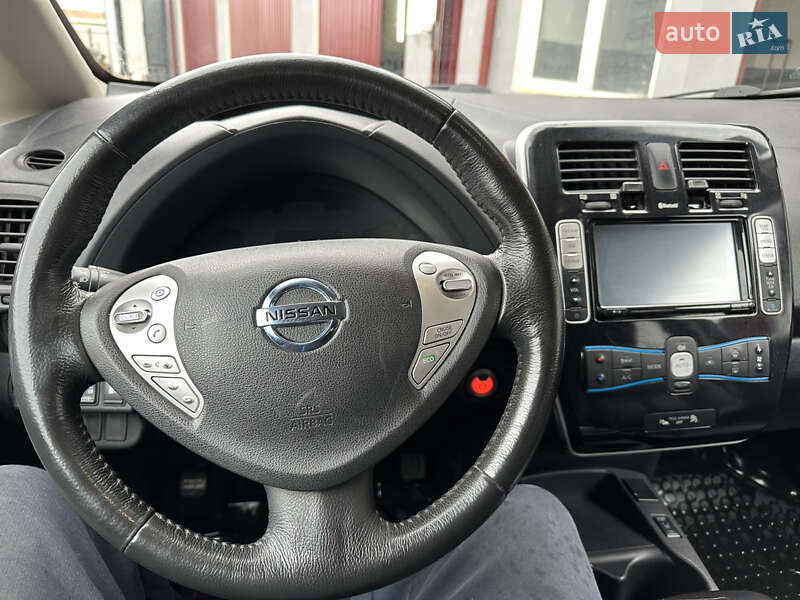 Хетчбек Nissan Leaf 2015 в Сокалі фото 29 Хетчбек Nissan Leaf 2015 в Сокалі