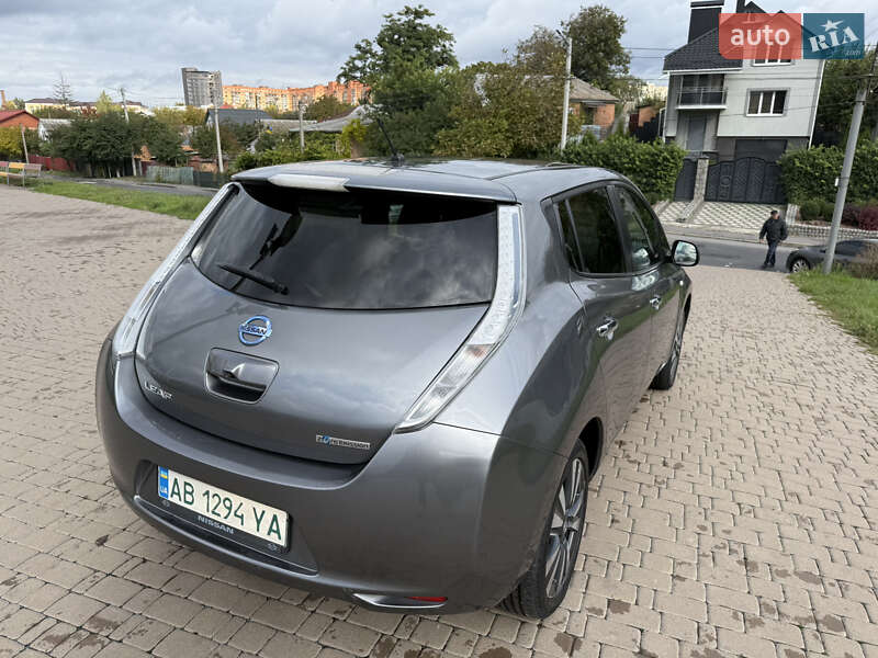 Хетчбек Nissan Leaf 2015 в Вінниці