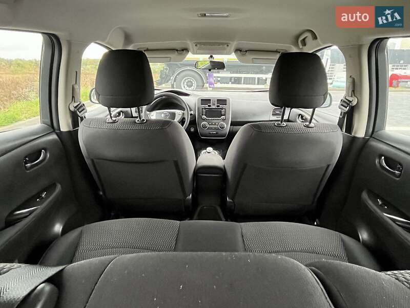 Хэтчбек Nissan Leaf 2017 в Львове