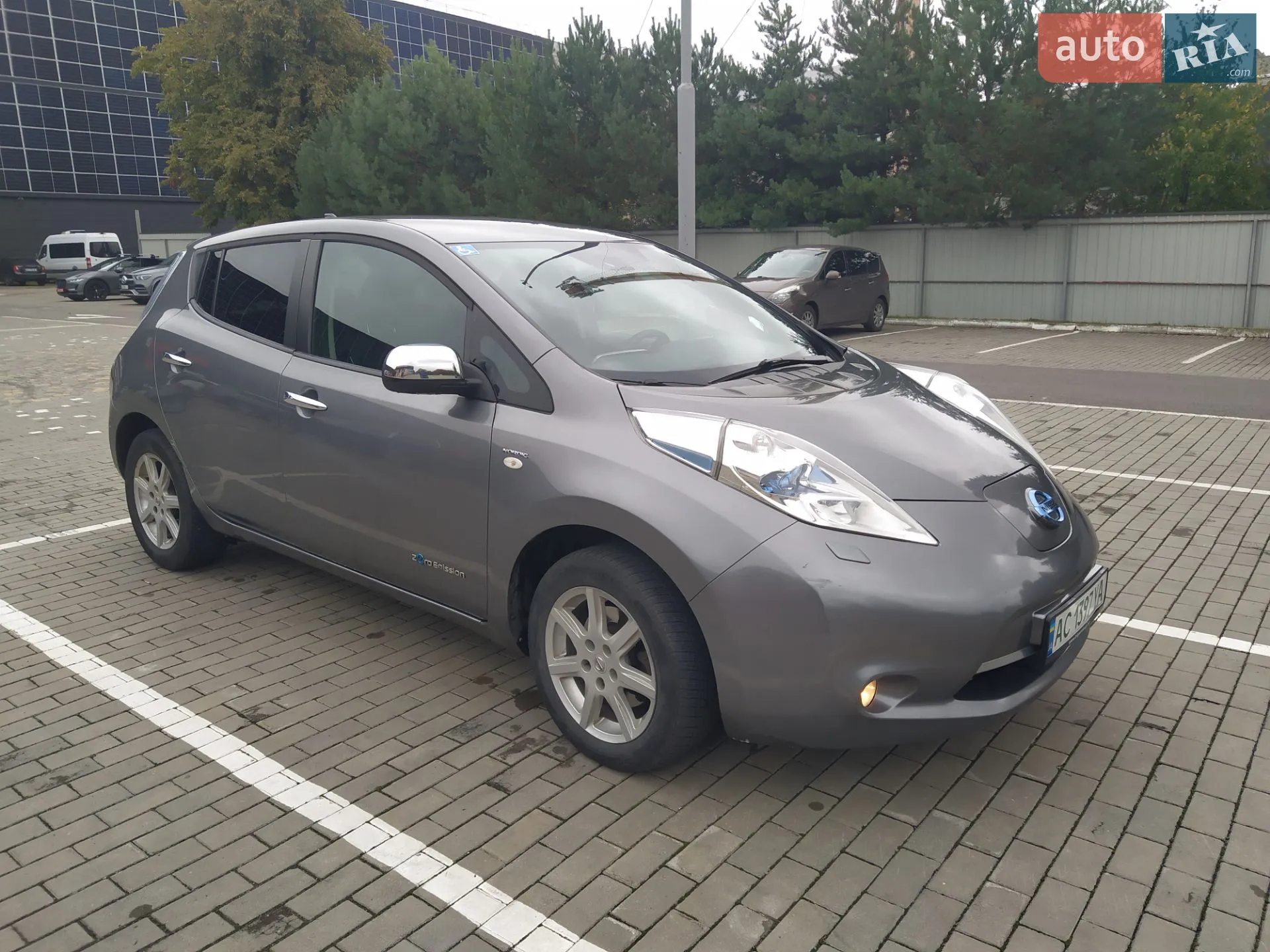 2015 Nissan Leaf - мініатюра 2