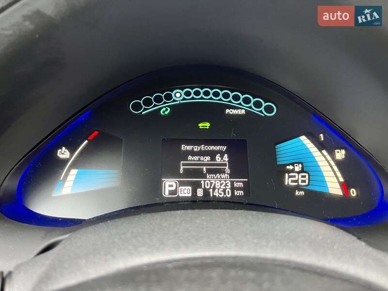 Хэтчбек Nissan Leaf 2017 в Львове