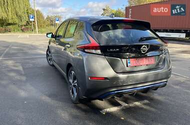 Хэтчбек Nissan Leaf 2018 в Здолбунове