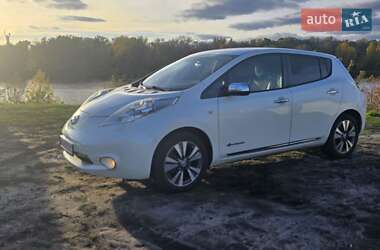 Хэтчбек Nissan Leaf 2014 в Киеве
