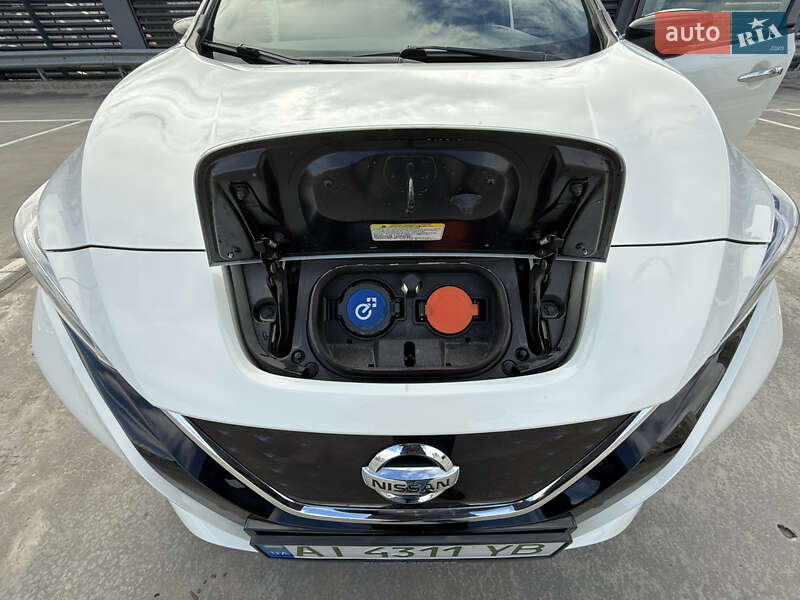 Хетчбек Nissan Leaf 2019 в Києві фото 15 Хетчбек Nissan Leaf 2019 в Києві