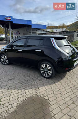Хетчбек Nissan Leaf 2013 в Косові