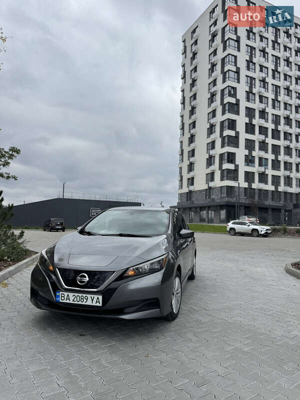 Хэтчбек Nissan Leaf 2018 в Кропивницком фото 8 Хэтчбек Nissan Leaf 2018 в Кропивницком