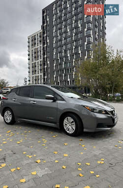 Хетчбек Nissan Leaf 2018 в 