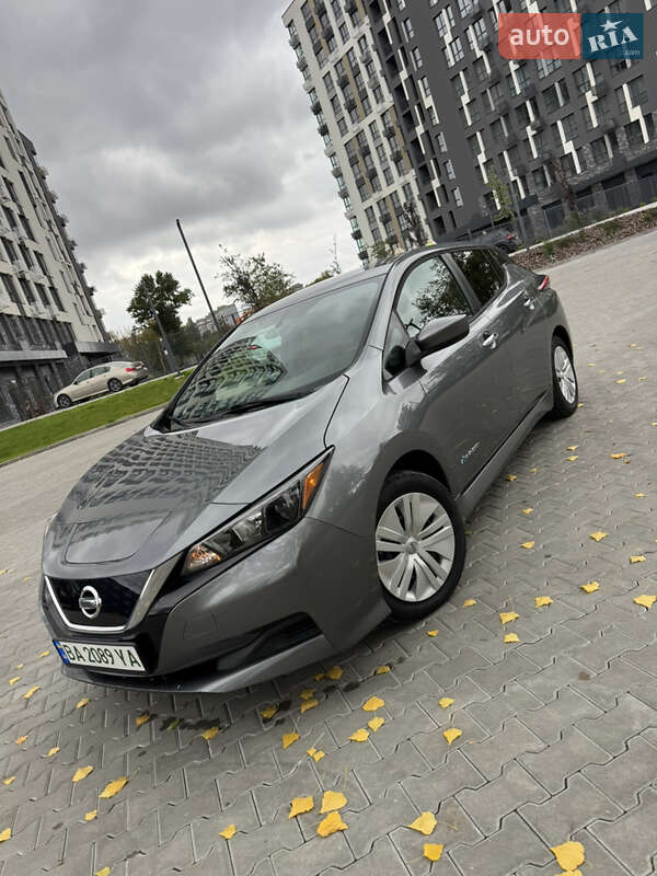 Хэтчбек Nissan Leaf 2018 в Кропивницком фото 9 Хэтчбек Nissan Leaf 2018 в Кропивницком