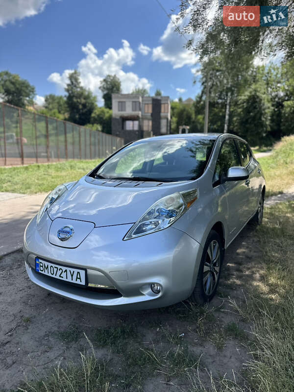 Хэтчбек Nissan Leaf 2014 в Сумах