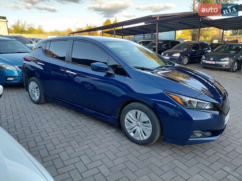 Хэтчбек Nissan Leaf 2024 в Кривом Роге фото 17 Хэтчбек Nissan Leaf 2024 в Кривом Роге