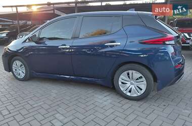 Хетчбек Nissan Leaf 2024 в  фото 22 Хетчбек Nissan Leaf 2024 в