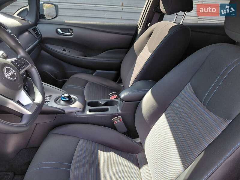 Хэтчбек Nissan Leaf 2024 в Кривом Роге фото 23 Хэтчбек Nissan Leaf 2024 в Кривом Роге