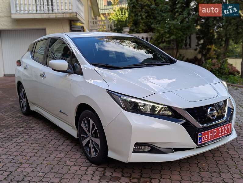 Хэтчбек Nissan Leaf 2020 в Ровно