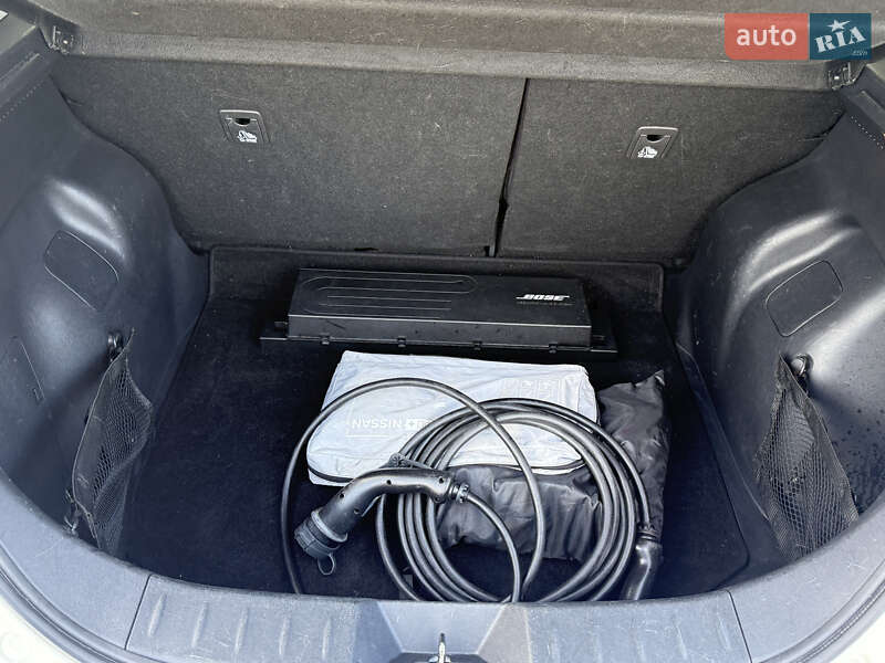 Хетчбек Nissan Leaf 2018 в Дніпрі фото 14 Хетчбек Nissan Leaf 2018 в Дніпрі