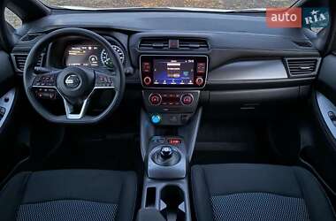 Хэтчбек Nissan Leaf 2020 в 