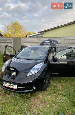 Хэтчбек Nissan Leaf 2012 в Ровно