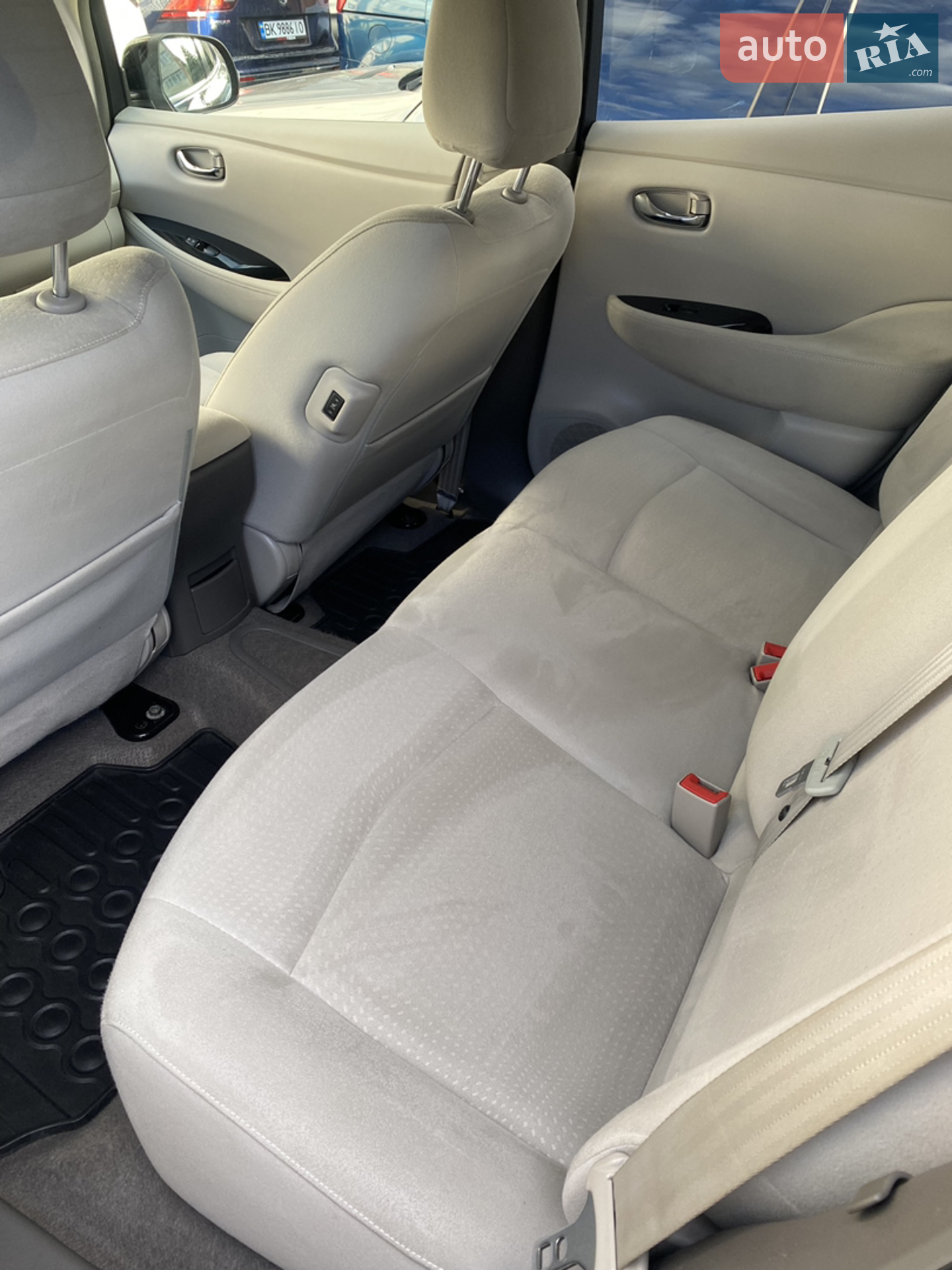 2012 Nissan Leaf - мініатюра 8