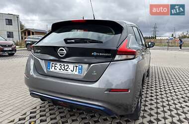 Хэтчбек Nissan Leaf 2019 в 