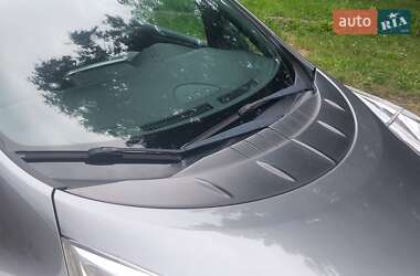 Хэтчбек Nissan Leaf 2014 в 