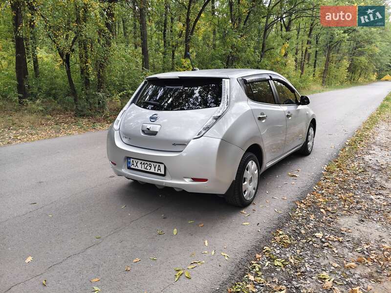 Хетчбек Nissan Leaf 2013 в Пісочині фото 6 Хетчбек Nissan Leaf 2013 в Пісочині