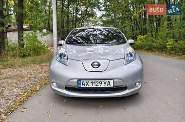 Хетчбек Nissan Leaf 2013 в Пісочині