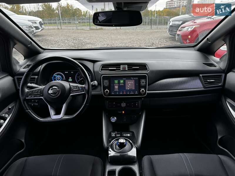 Хэтчбек Nissan Leaf 2020 в Киеве фото 24 Хэтчбек Nissan Leaf 2020 в Киеве