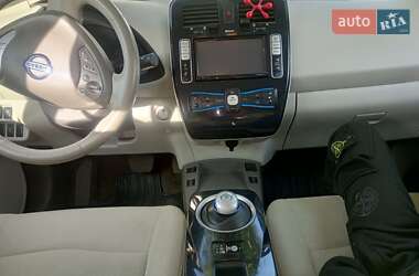 Хетчбек Nissan Leaf 2012 в 