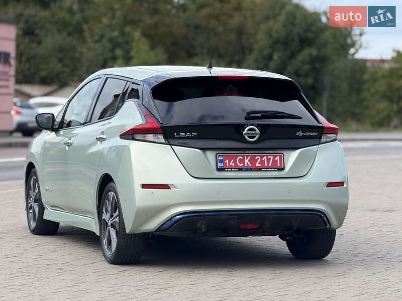 Хетчбек Nissan Leaf 2018 в Дрогобичі