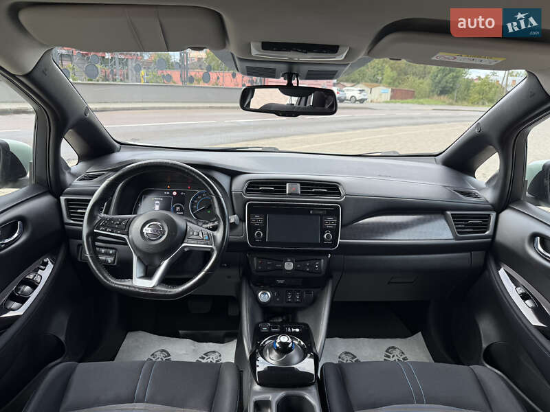 Хетчбек Nissan Leaf 2018 в Дрогобичі