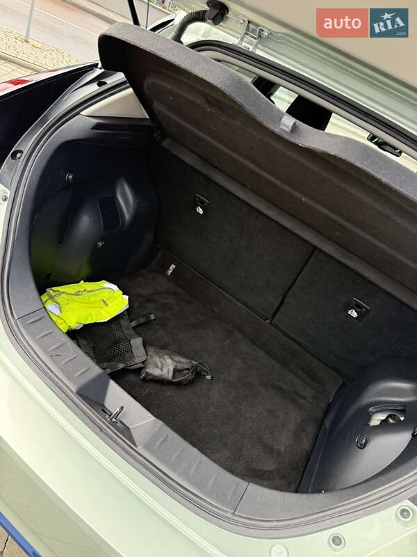 Хетчбек Nissan Leaf 2018 в Дрогобичі