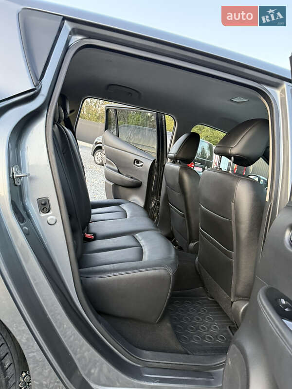 Хетчбек Nissan Leaf 2013 в Дрогобичі