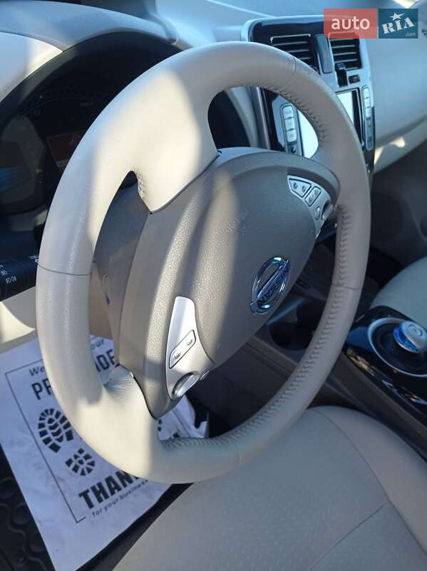 Хэтчбек Nissan Leaf 2012 в Коломые фото 15 Хэтчбек Nissan Leaf 2012 в Коломые