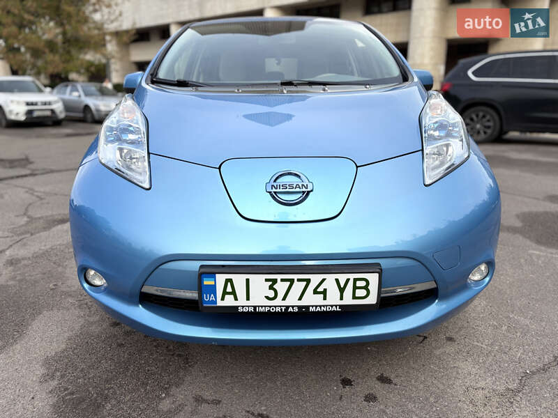 Хэтчбек Nissan Leaf 2012 в Киеве фото 6 Хэтчбек Nissan Leaf 2012 в Киеве