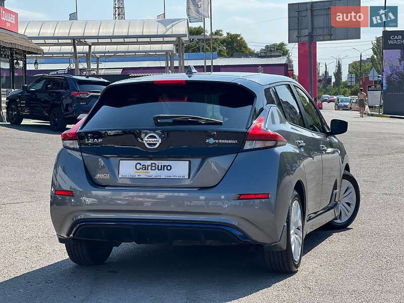 Хэтчбек Nissan Leaf 2018 в Одессе