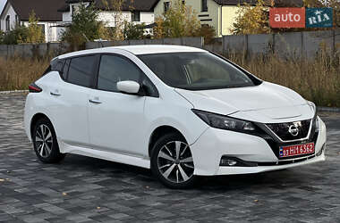 Хетчбек Nissan Leaf 2018 в 