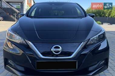 Хэтчбек Nissan Leaf 2018 в Львове