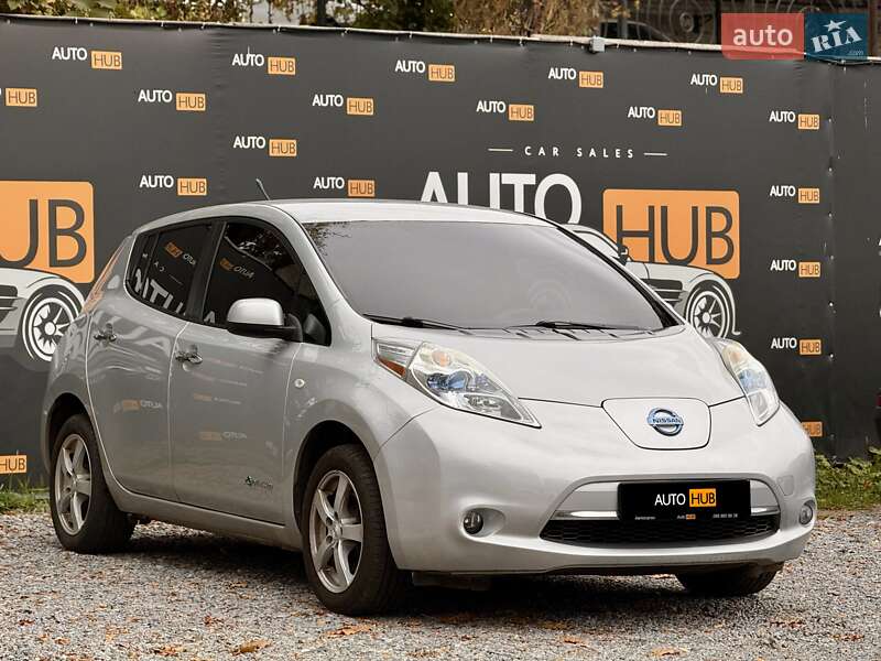 Хэтчбек Nissan Leaf 2011 в Харькове