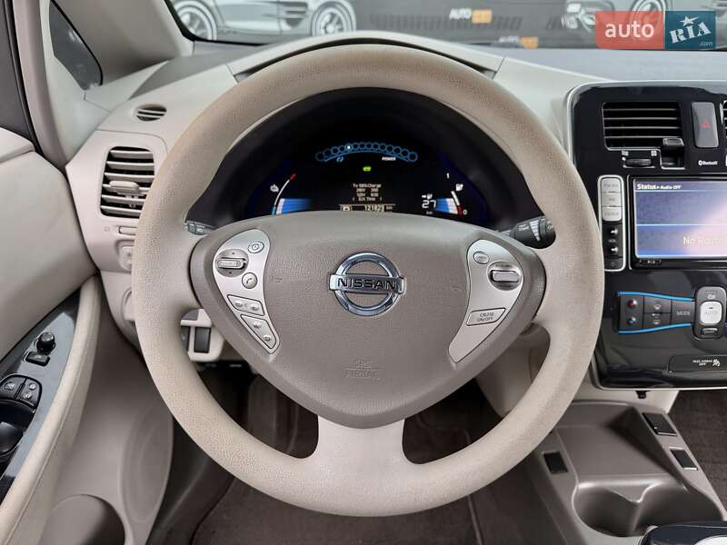 Хэтчбек Nissan Leaf 2011 в Харькове