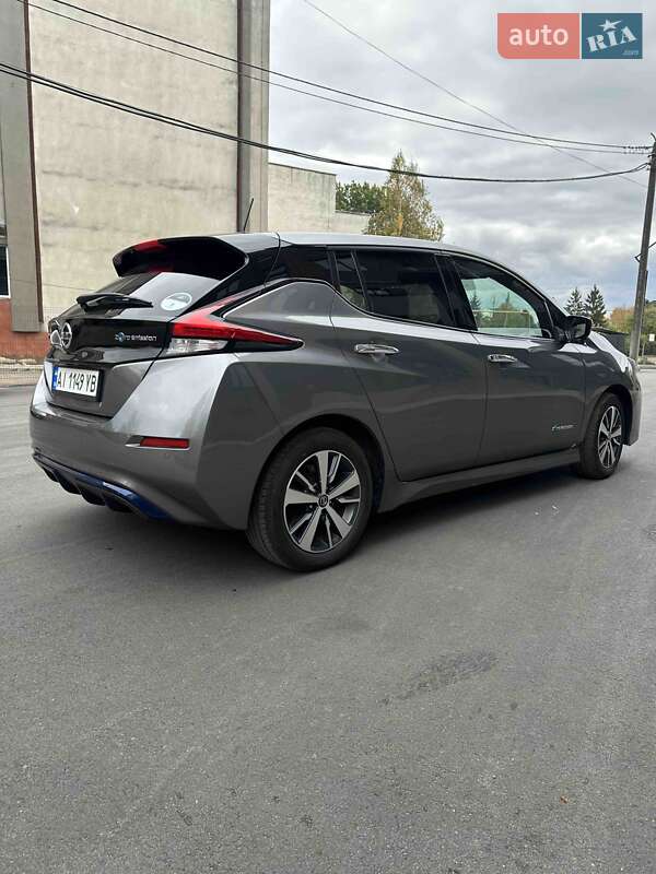 Хэтчбек Nissan Leaf 2019 в Фастове