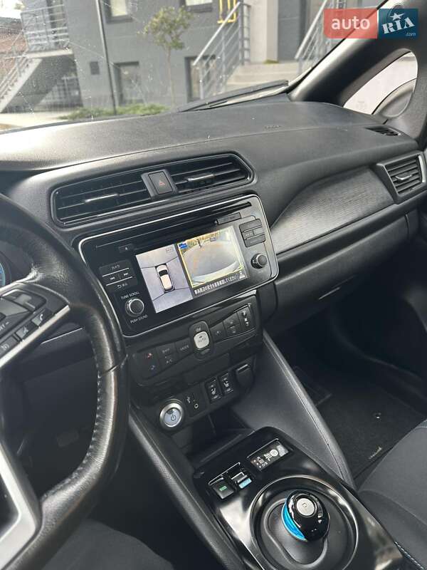 Хэтчбек Nissan Leaf 2019 в Фастове