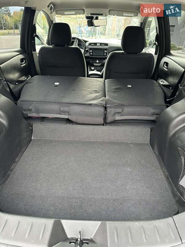 Хэтчбек Nissan Leaf 2019 в Фастове